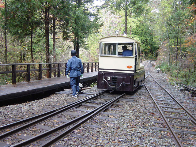 �ԑ�X�ѓS��,�ѓS,�g���b�R