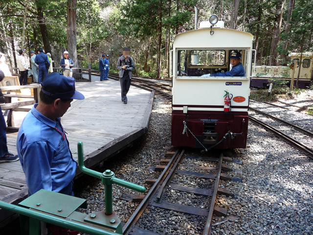 �ԑ�X�ѓS��,�ѓS,�g���b�R