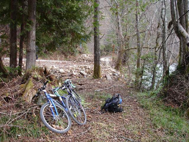 �����X�ѓS���u�ѓ��������[�������؎��Ə��v