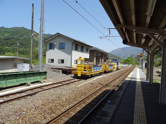 �ɓސ�y�֋O��,�p����,�g���b�R�O��,JR�{���w,�v���b�g�z�[��,�ې��p�ԗ�,�ݕ�����