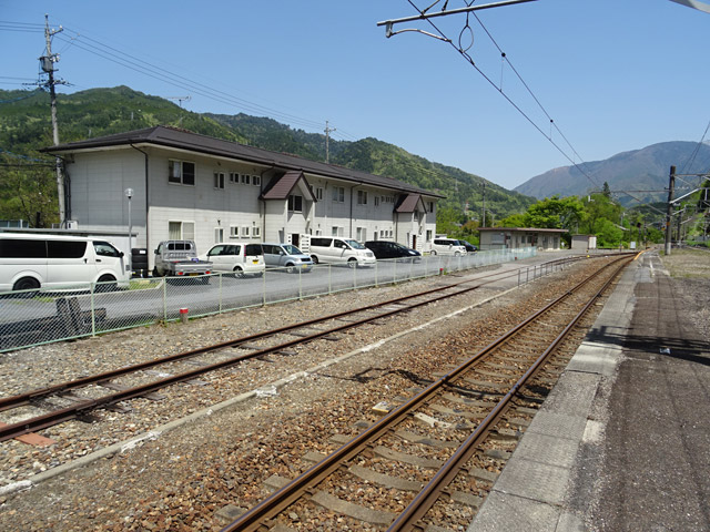 �ɓސ�y�֋O��,�p����,�g���b�R�O��,JR�{���w,�{����ԏ�,�O����,���C���X�g���[�g