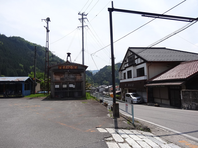 �ɓސ�y�֋O��,�g���b�R�O��,�p����,JR�{���w,�{���h,��K��,�w�O