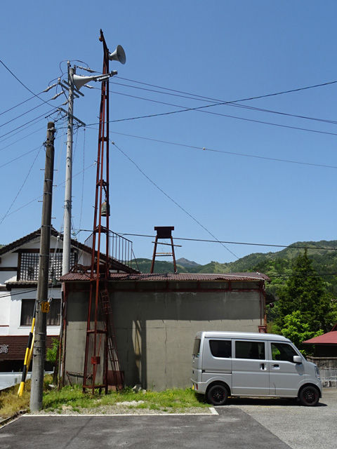 �ɓސ�y�֋O��,�g���b�R�O��,�p����,JR�{���w,���h�ԎԌ�,��K��,�΂̌��E