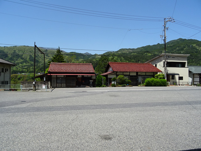 �ɓސ�y�֋O��,�g���b�R�O��,�p����,JR�{���w,�w�O�L��,��K��,��a��