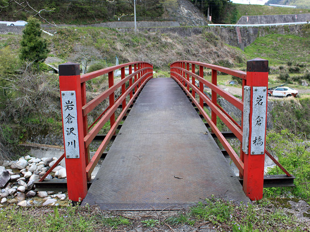 ��q���,��q��